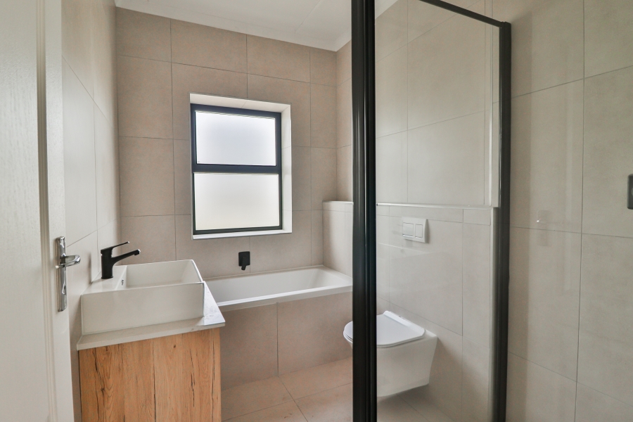 3 Bedroom Property for Sale in Sandown Western Cape